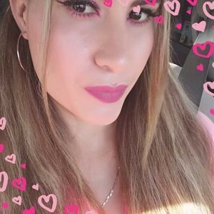 Meet your Posher, Esther